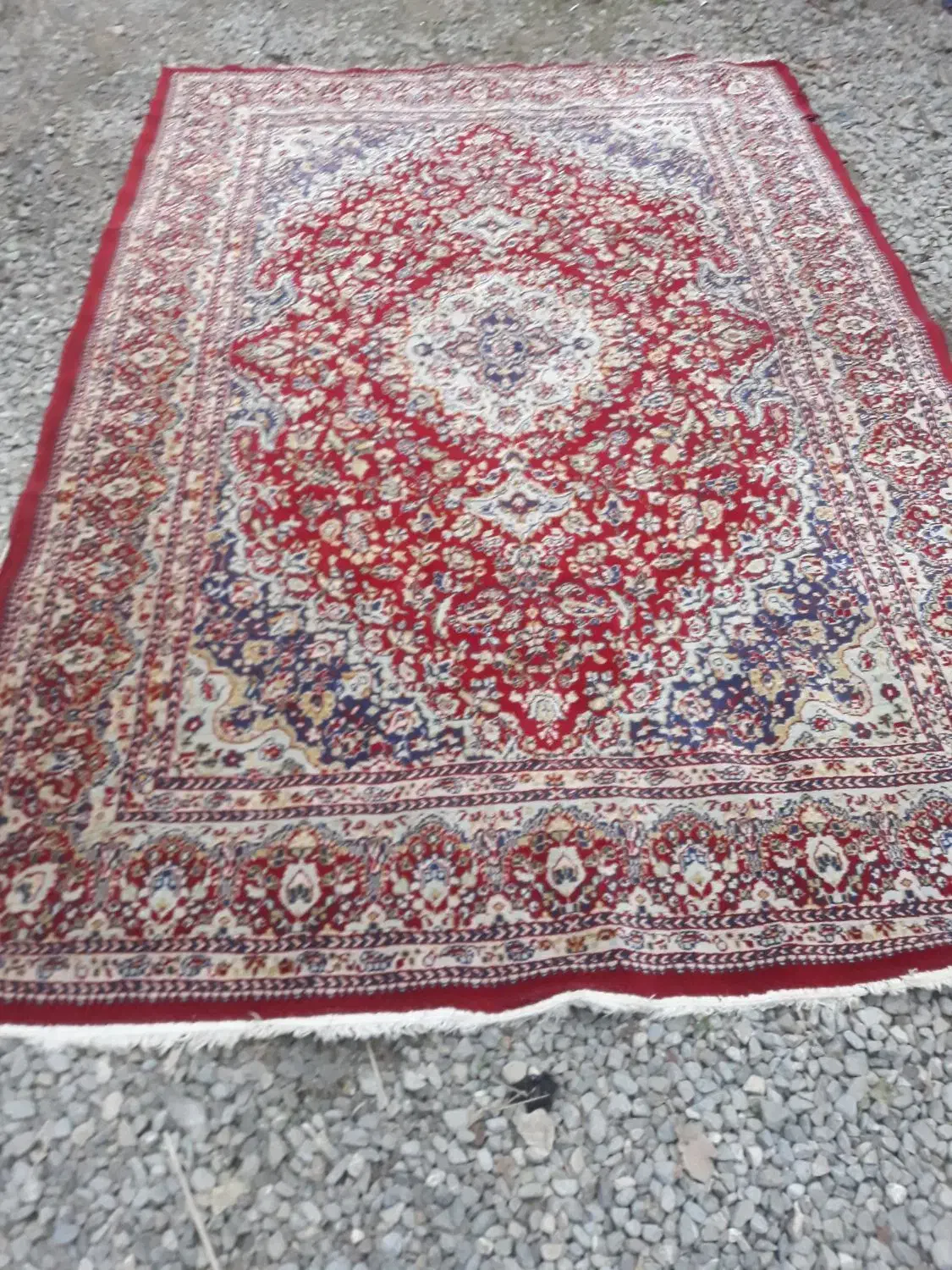 ۲تا فرش ۱۲متری و یه ۶متری نخ پنبه فروش فوری|فرش|گرگان, |دیوار