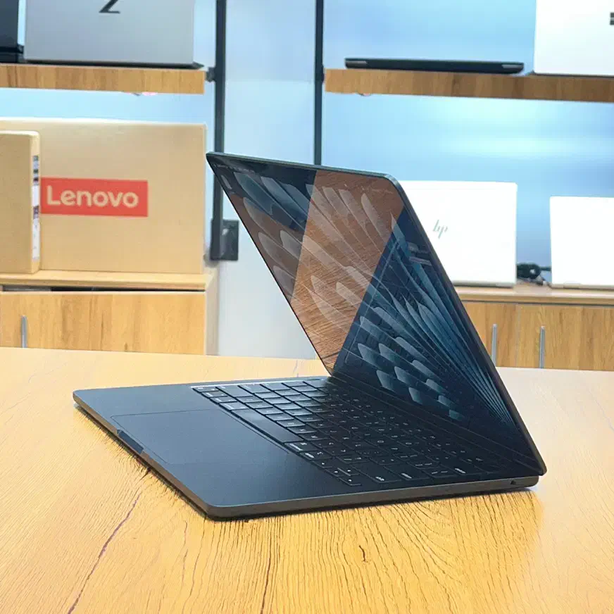 مک بوکایر M2/8/256 با کارتن سایکل ۸۵|رایانه همراه|مشهد, ارشاد|دیوار