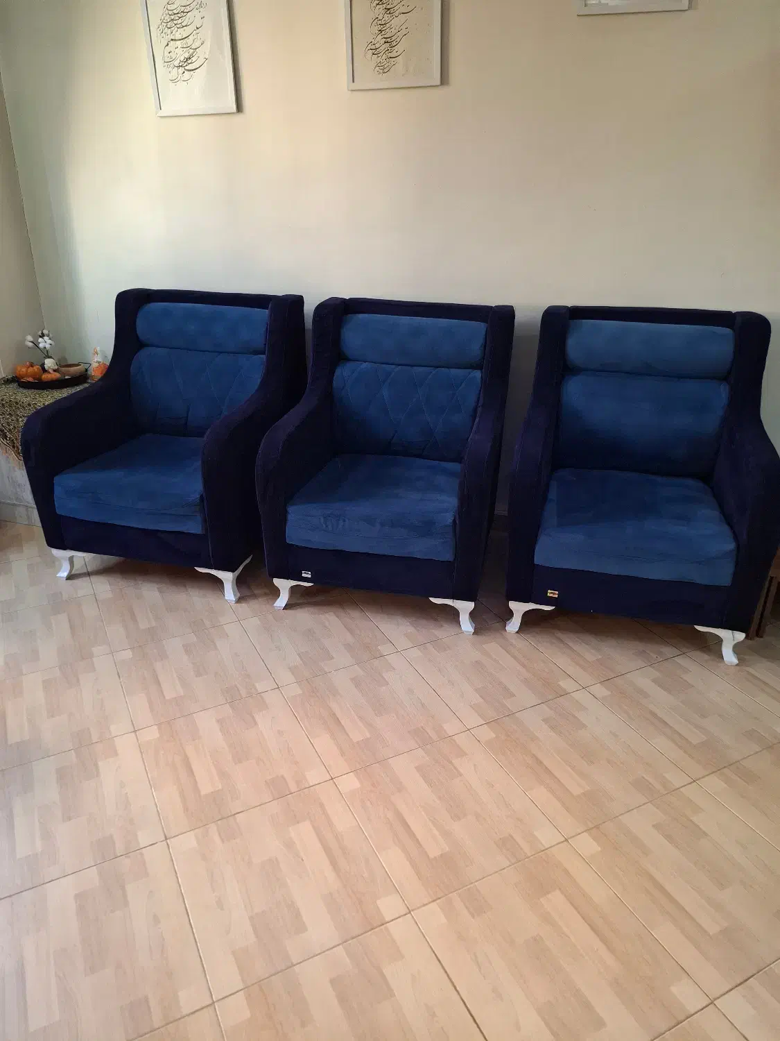 مبل ۹نفره با میز وسط و۴ تا عسلی|مبلمان خانگی و میز عسلی|آباده, |دیوار