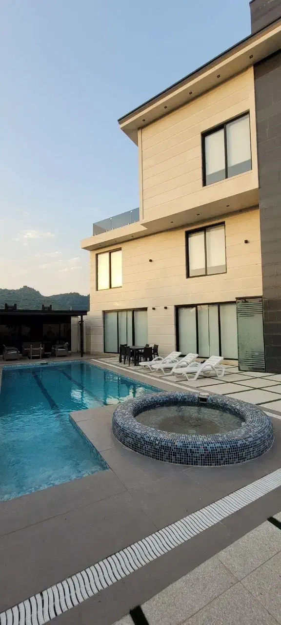 ویلا تریپلکس فول فرنیش استخردار بهترین نقطه کتشال|فروش خانه و ویلا|لاهیجان, شیشه گران|دیوار