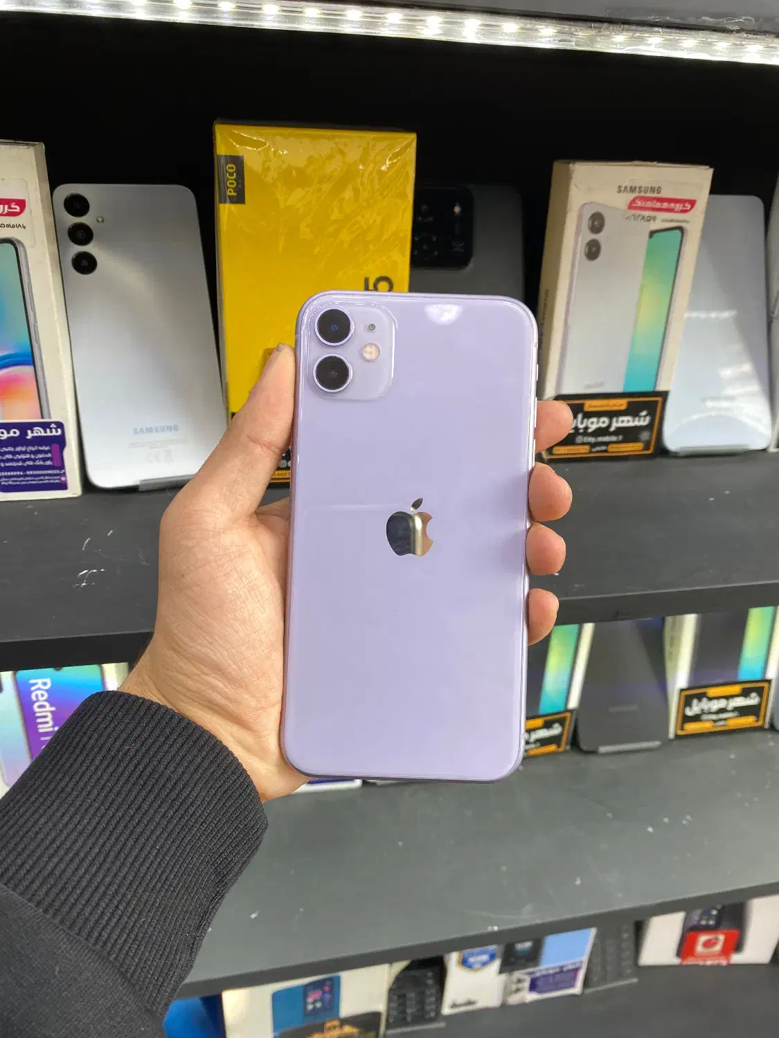 آیفون 11 normal|موبایل|نظرآباد, شهرک سید جمال الدین|دیوار