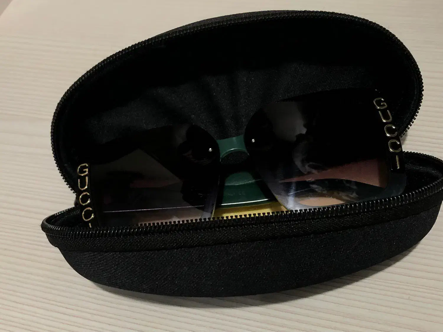 عینک بسیار زیبا|زیورآلات و اکسسوری|ایذه, |دیوار