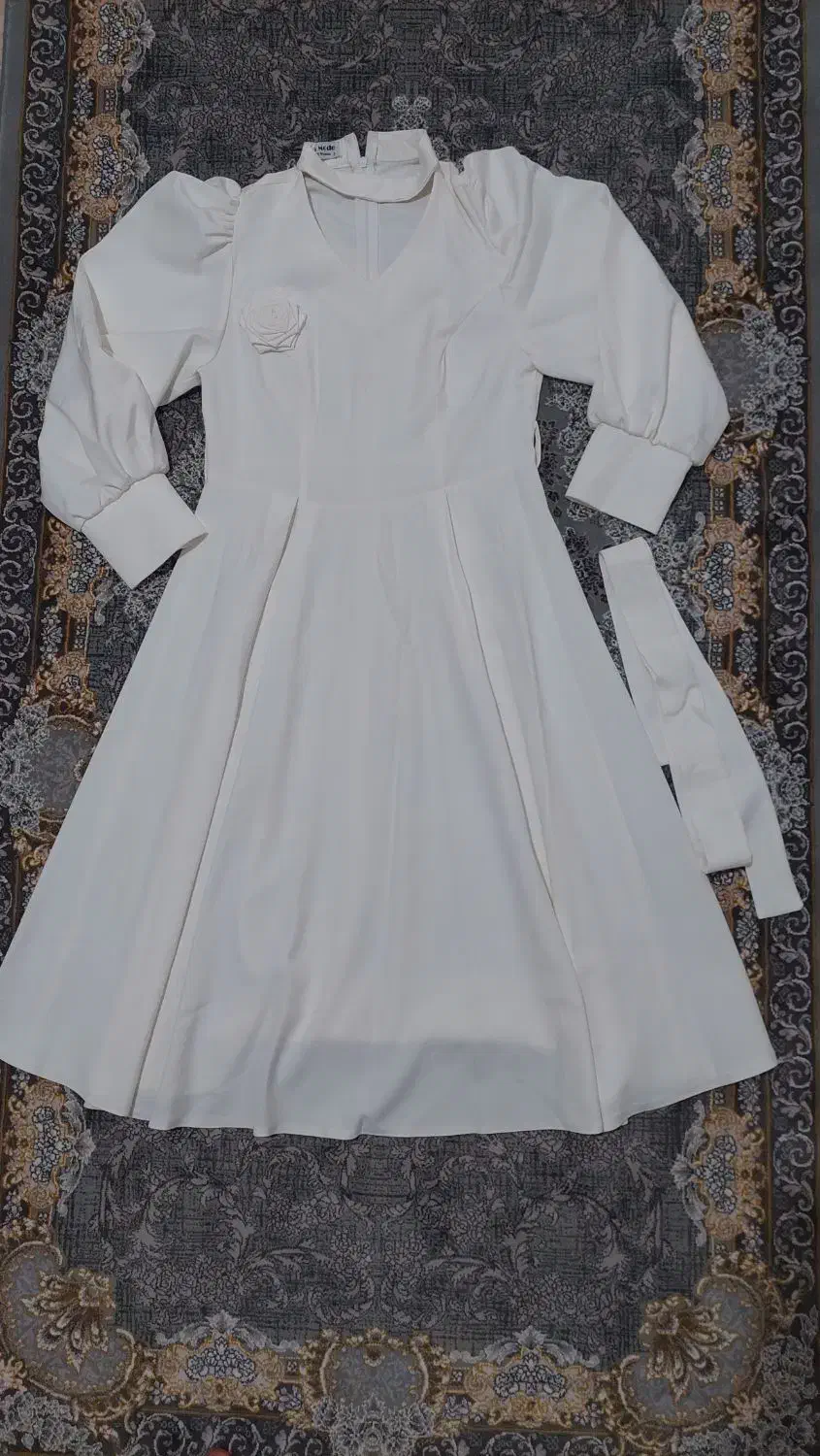 لباس مجلسی|لباس|لاهیجان, مهرگان|دیوار