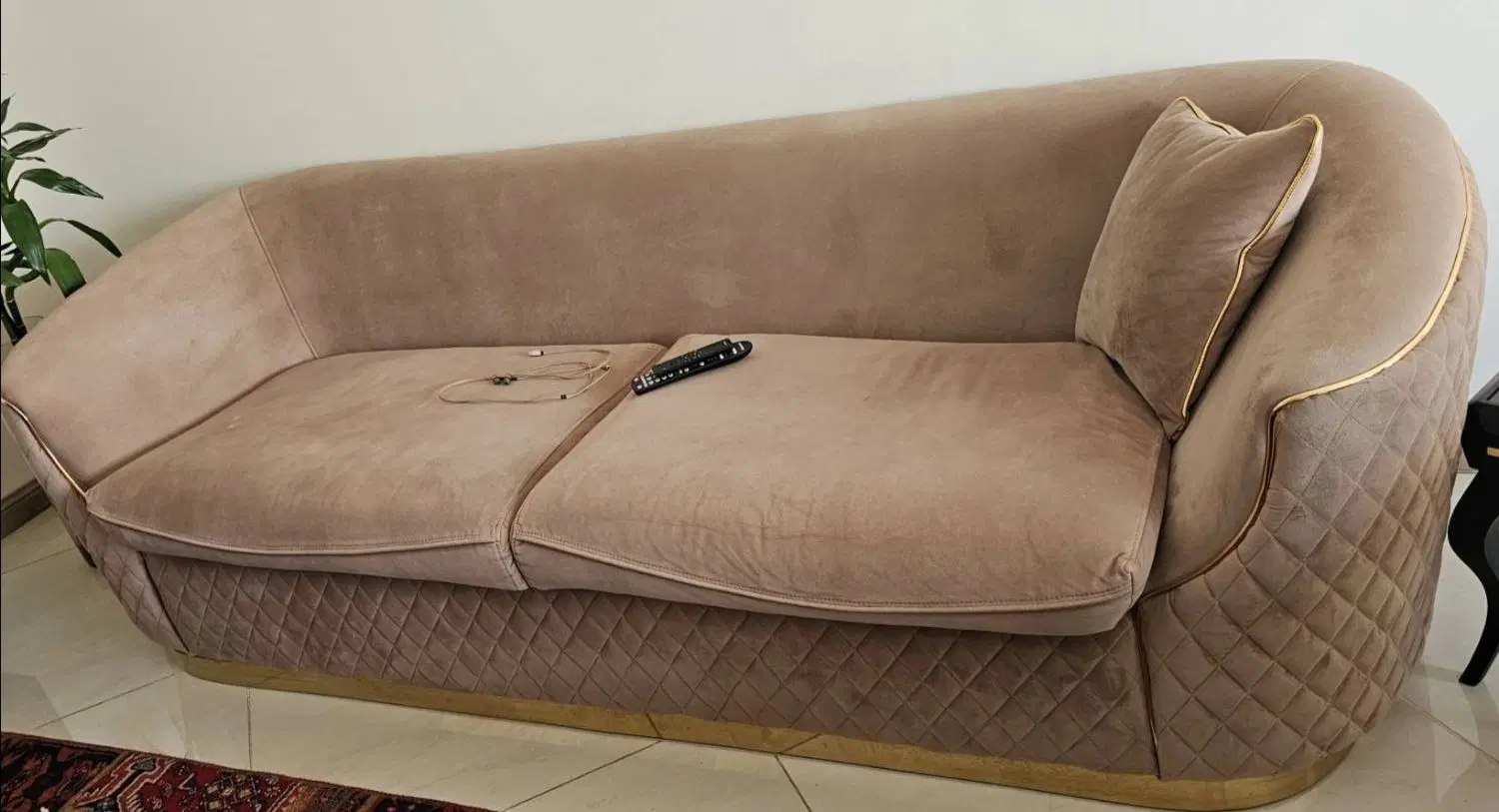 کاناپه ۳نفره|مبلمان خانگی و میز عسلی|تهران, بهاران|دیوار