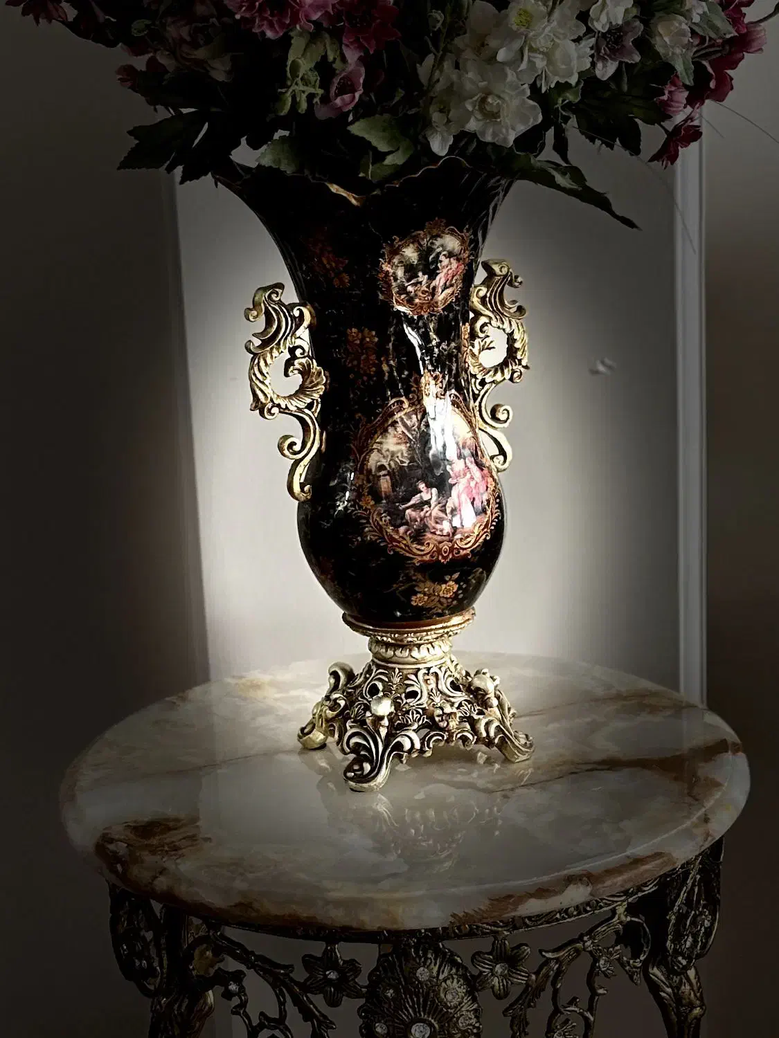 گلدان و گل|گل مصنوعی|تهران, هفده شهریور|دیوار