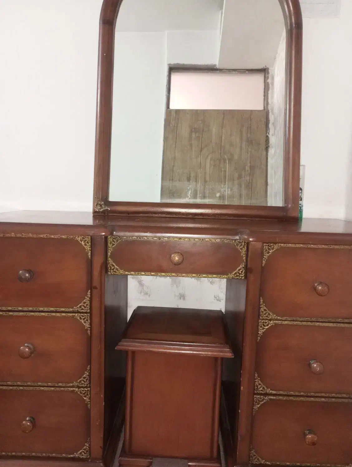 سرویس تخت خواب|تخت و سرویس خواب|ورامین, ورامین|دیوار