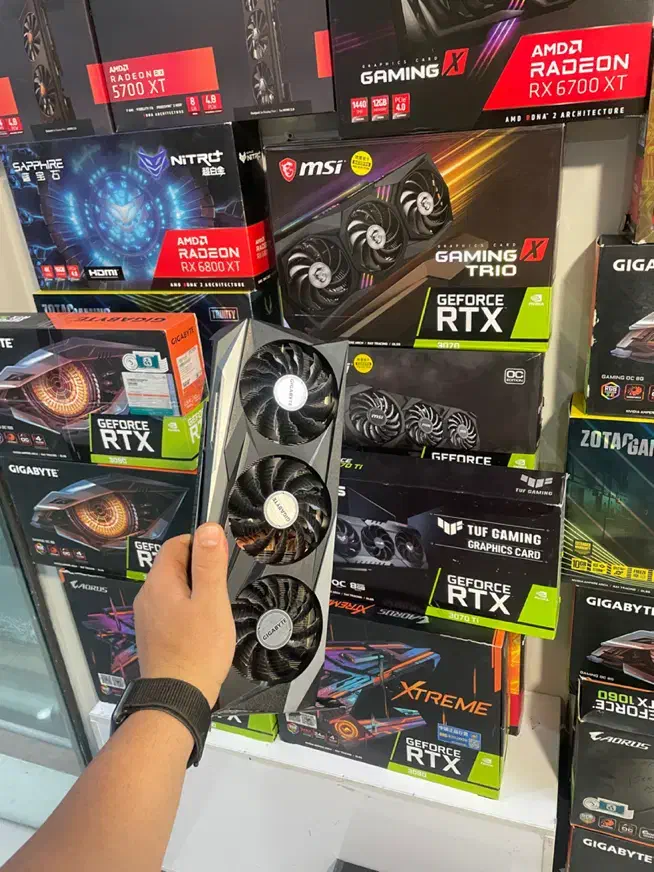 فروش ویژه 3090 طراحان انیمیشن سازها گیمرها|قطعات و لوازم جانبی رایانه|تهران, جمهوری|دیوار