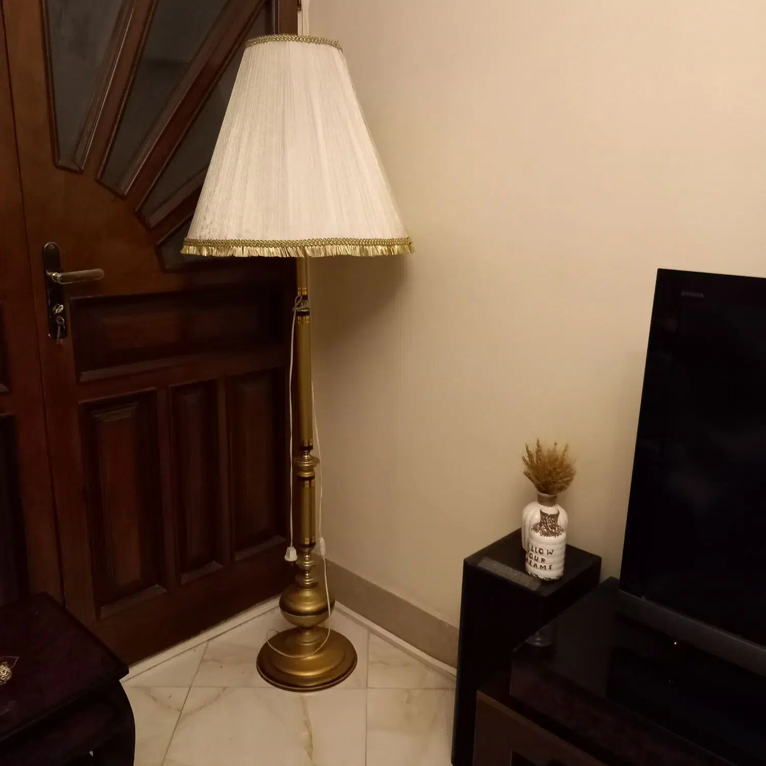 آباژور قدیمی|چراغ خواب و آباژور|تهران, یاخجی آباد|دیوار