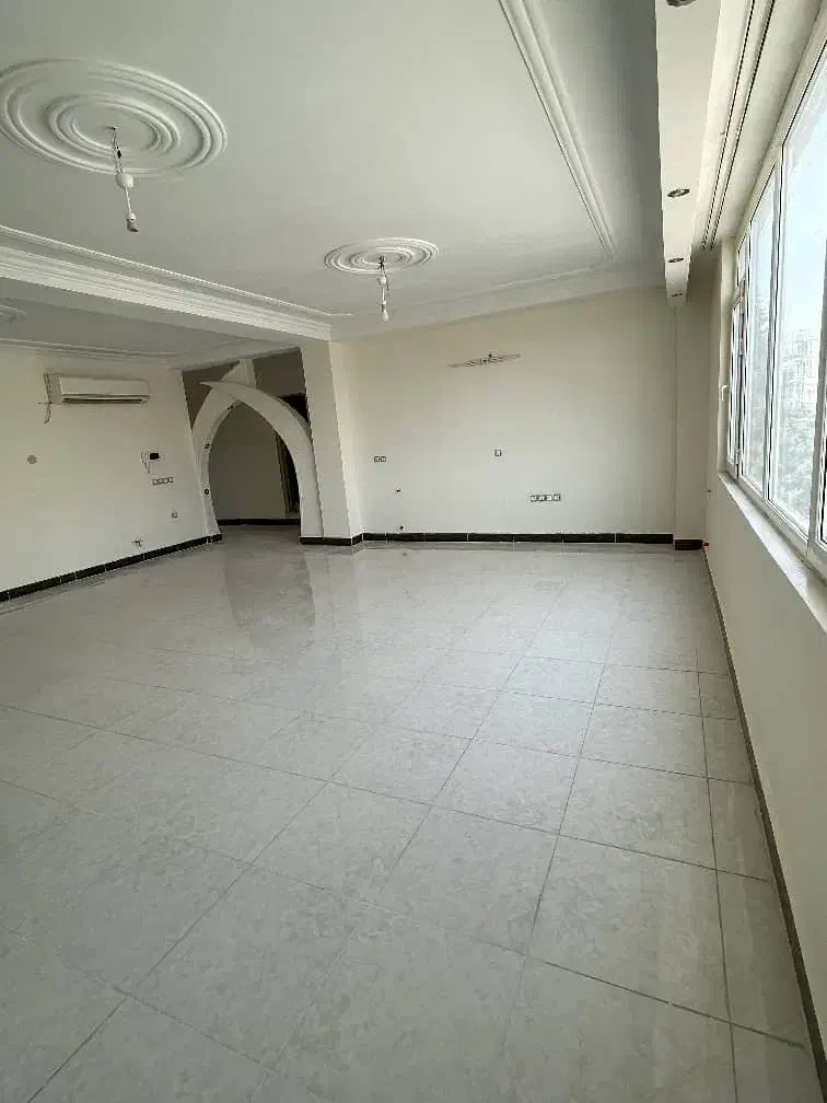 اجاره تک واحدی ۱۴۰متری خیابان خبرنگار|اجارهٔ آپارتمان|هشتگرد, هشتگرد قدیم|دیوار