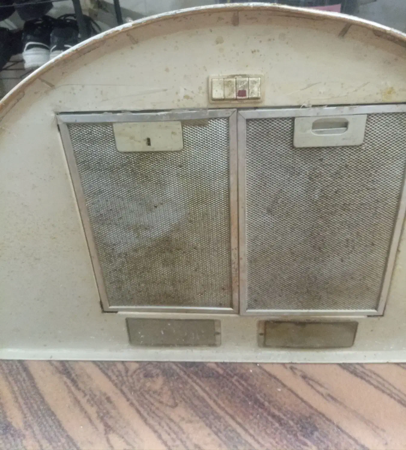 هود|هود|قم, قلعه کامکار|دیوار