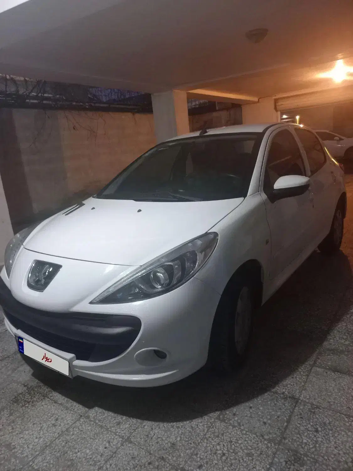 207 دنده ای سقف فلز ۴۰۱|خودرو سواری و وانت|رشت, فلسطین|دیوار