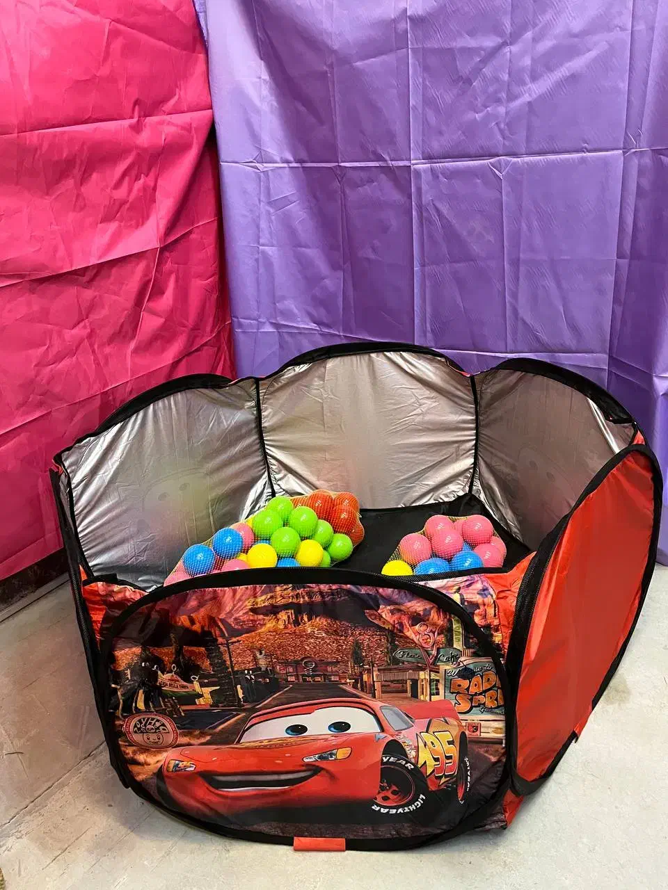 دهکده اسباب بازی موسوی|اسباب‌‌بازی|مهربان, |دیوار