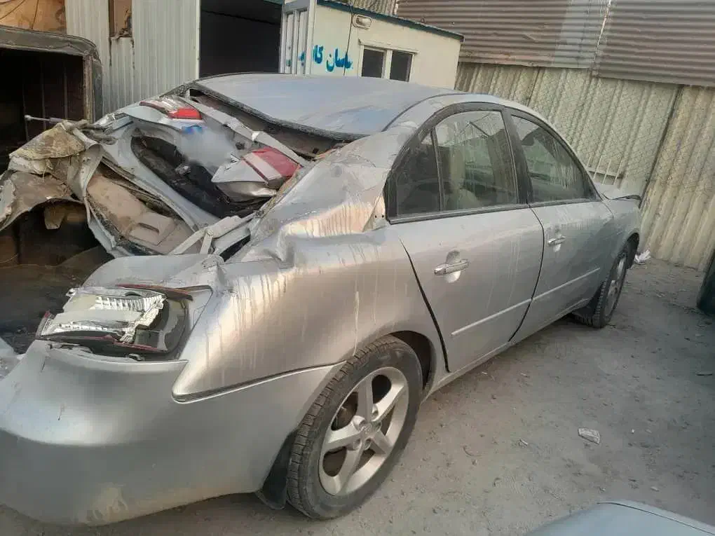 سوناتا۲۰۰۸تصادفی موتور روشن حرکت|خودرو سواری و وانت|تهران, تهرانپارس شرقی|دیوار