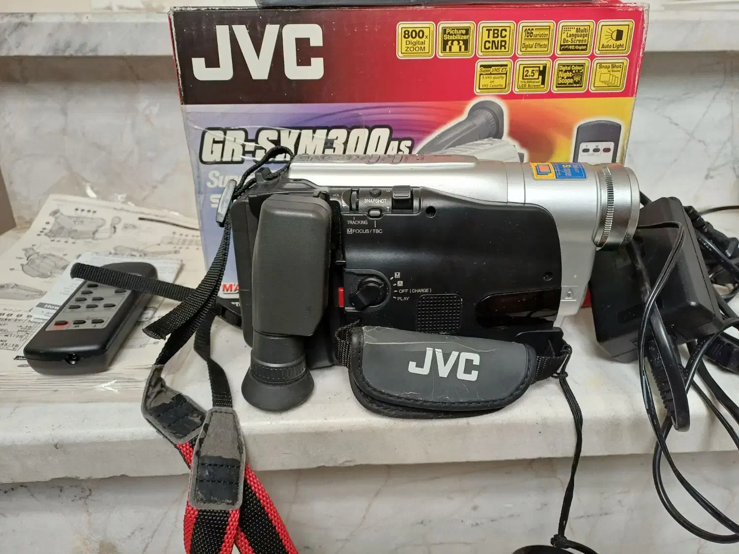 دوربین فیلمبرداری  و عکاسی یاشیکا وپایه دوربین|دوربین عکاسی و فیلم‌برداری|چهاردانگه (تهران), |دیوار