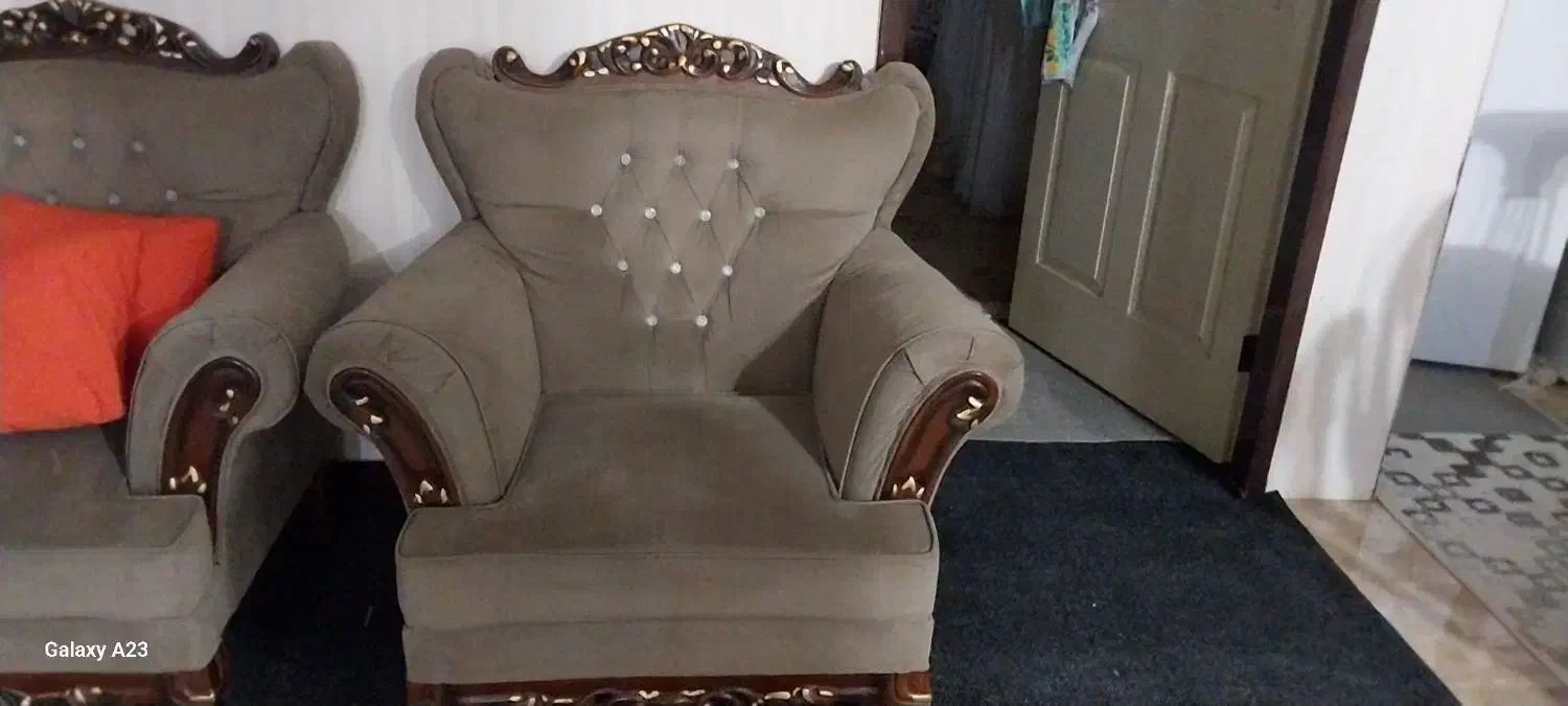 مبلمان ۷ نفره|مبلمان خانگی و میز عسلی|دوگنبدان, |دیوار