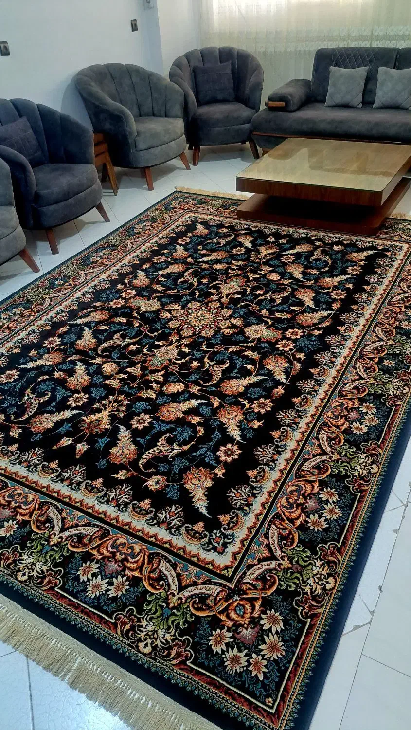 فرش ۹ متر کاشان در حدنو واقعی|فرش|ساری, |دیوار