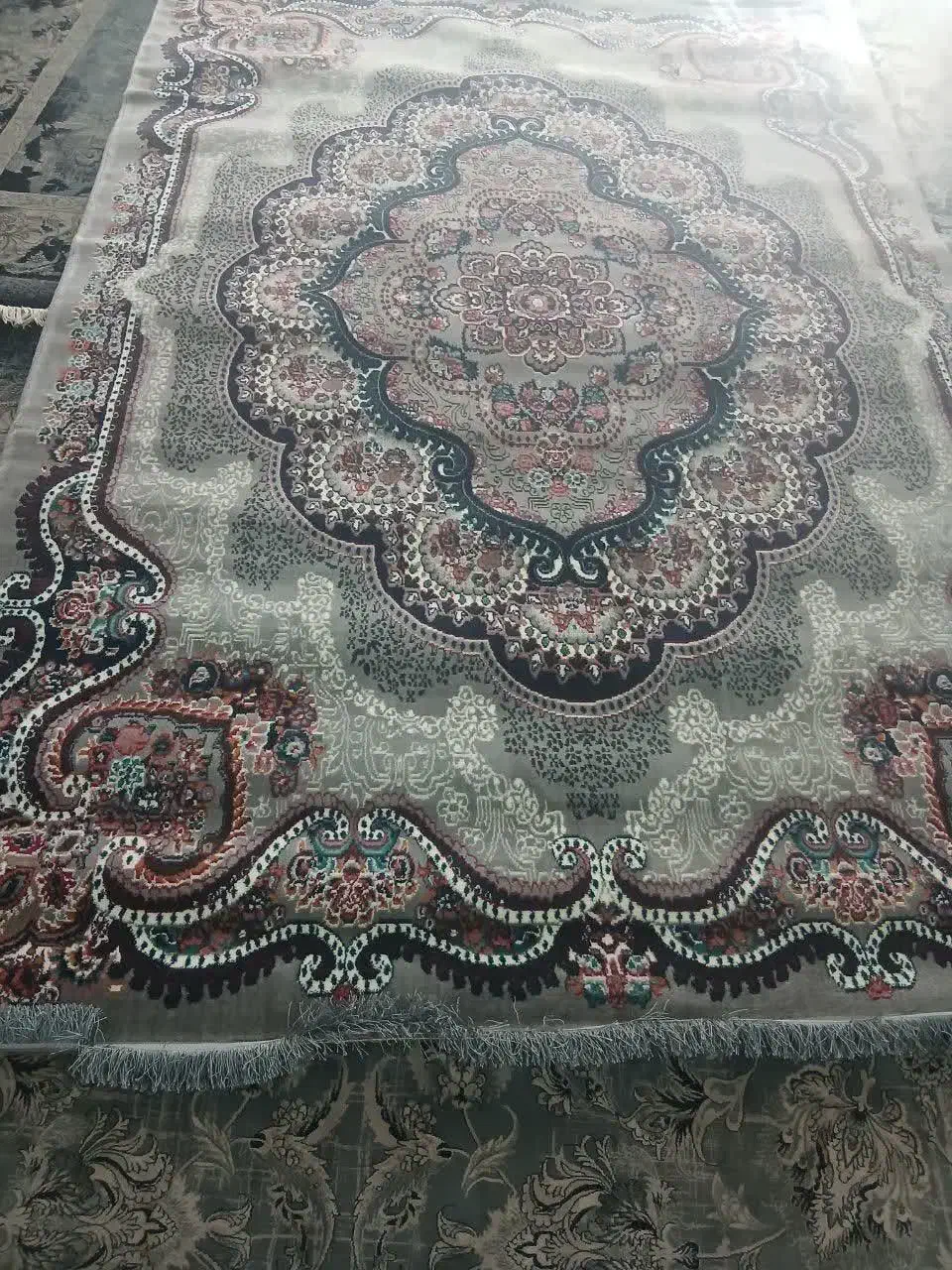 فرش ۶متری|فرش|مشهد, عامل|دیوار