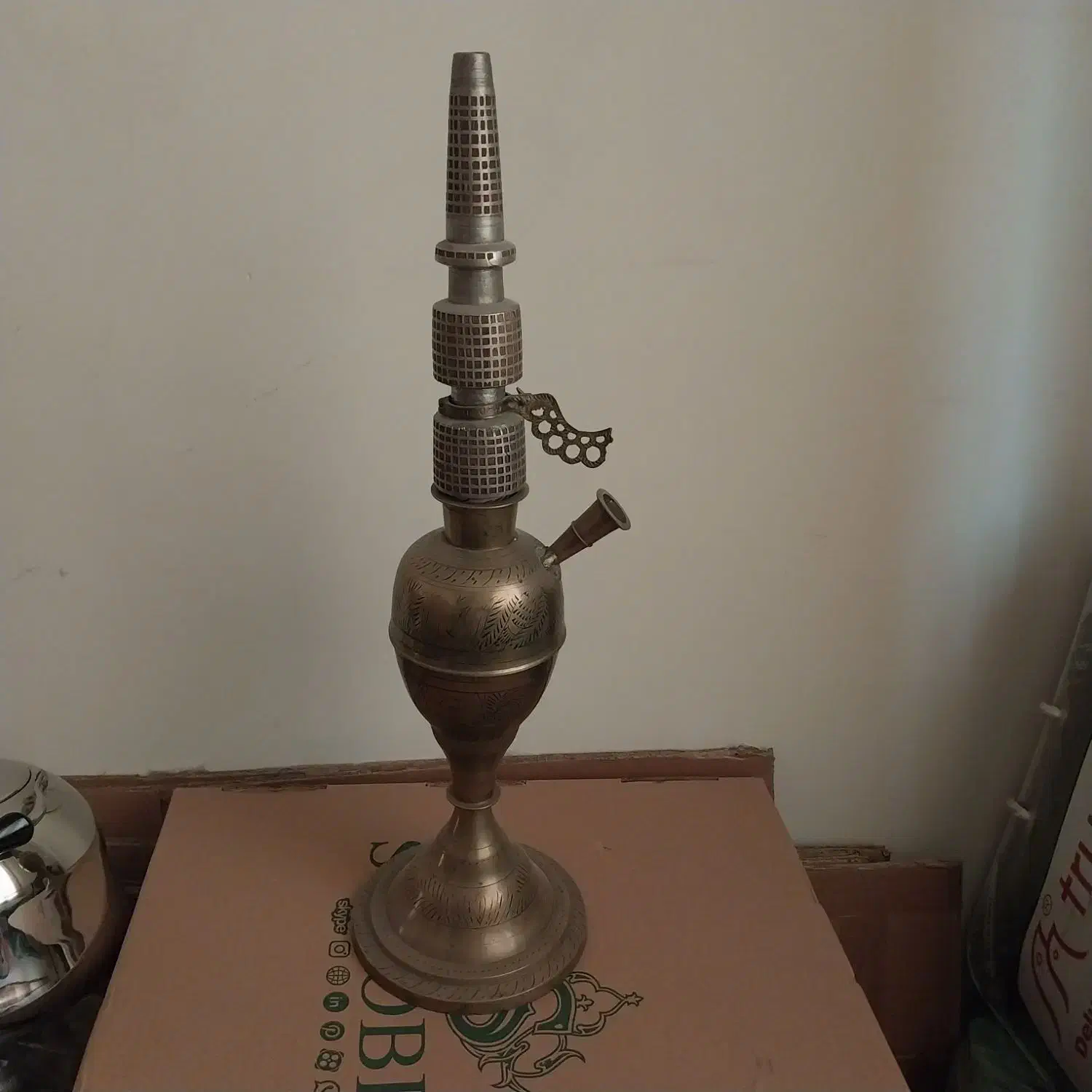 قلیون عربی عتیقه|کلکسیون اشیاء عتیقه|محمدیه-قزوین, |دیوار