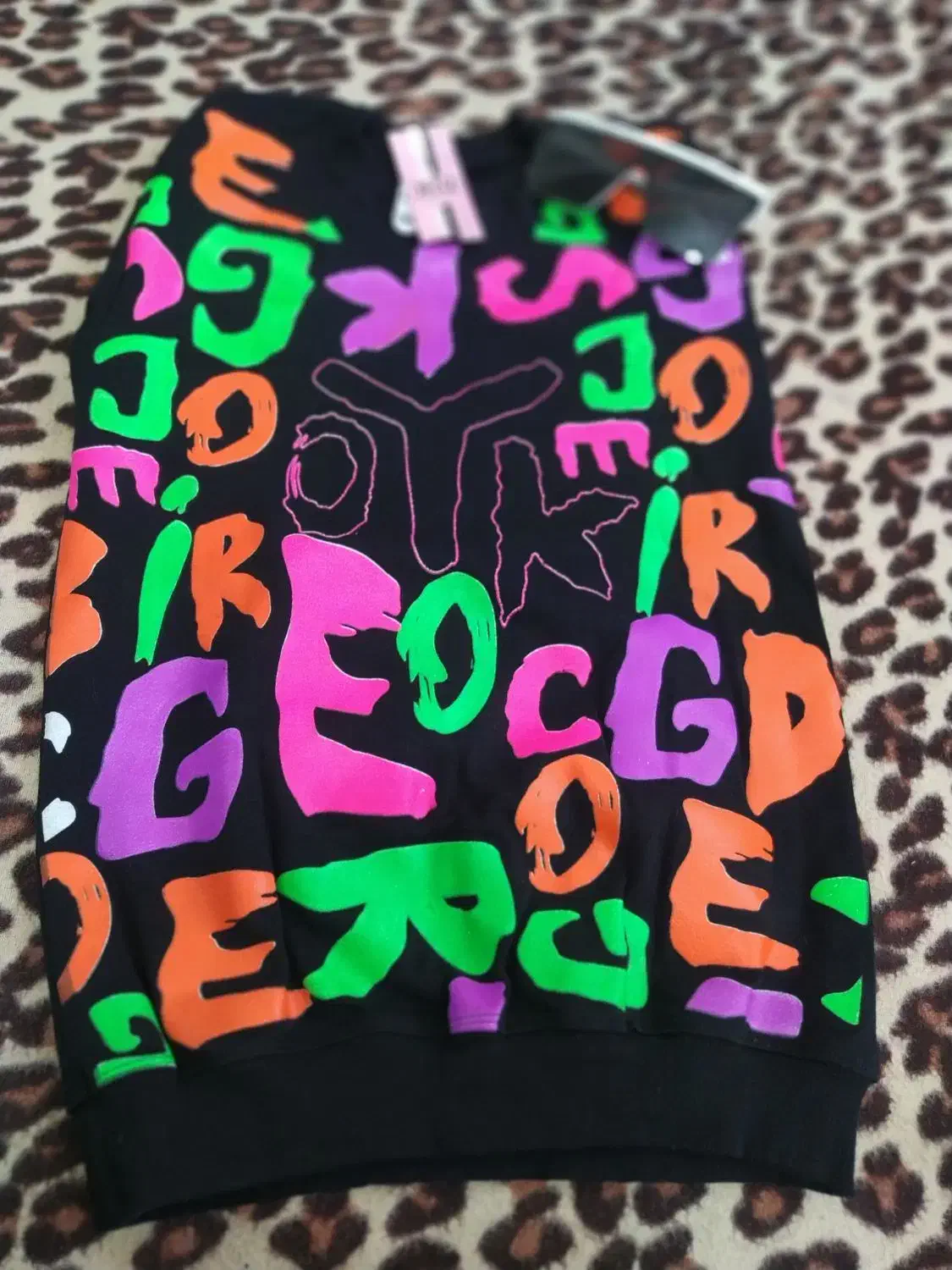 پیراهن پاییزی نو نو|لباس|قم, نیروگاه|دیوار