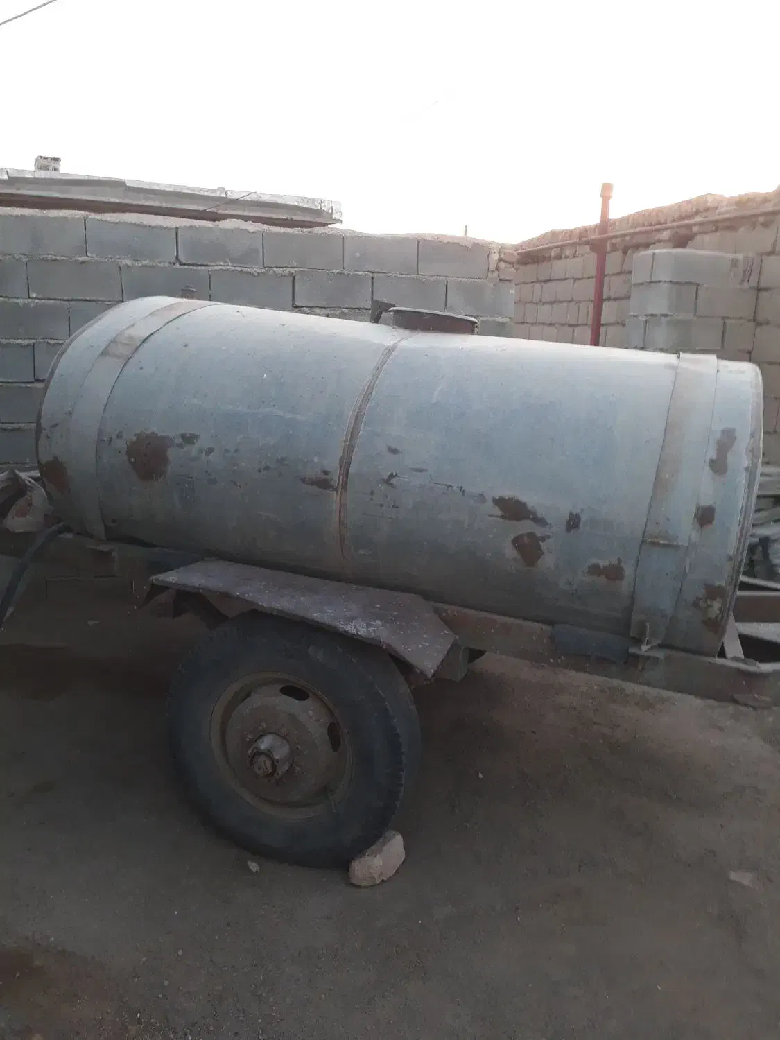 تانکر آب ورق ۴ میل قدیمی بدون نشت|عمدهفروشی|اسلامآباد غرب, |دیوار