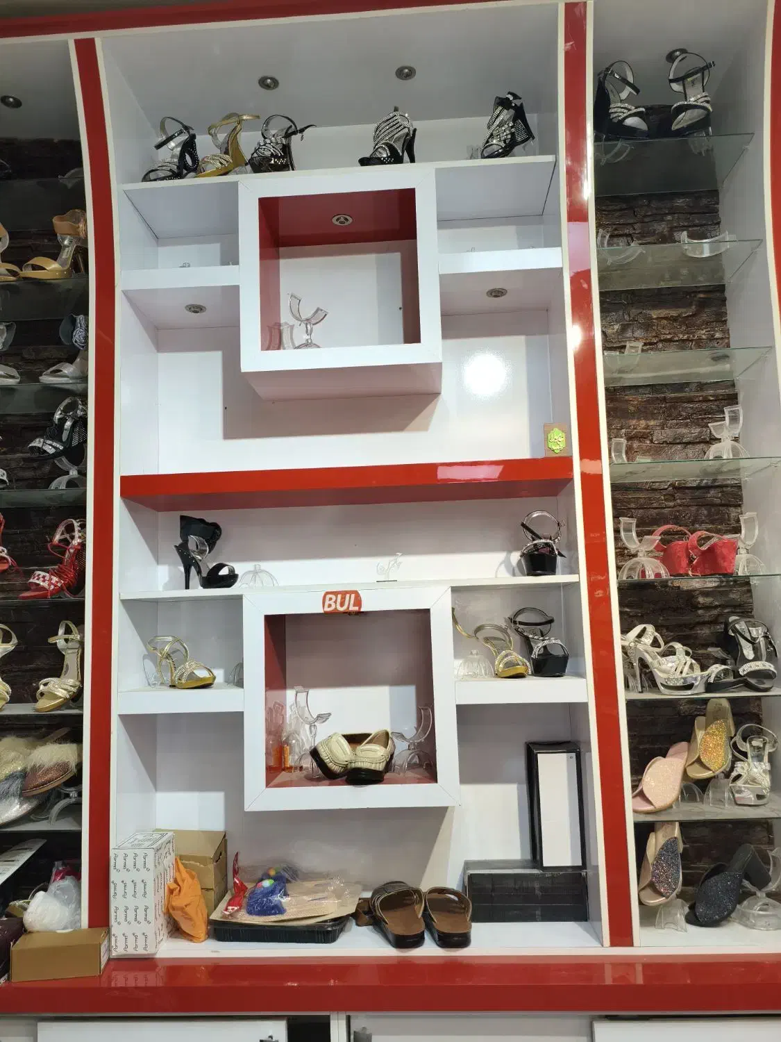 میز ویترین دکور|فروشگاه و مغازه|خمینیشهر, |دیوار