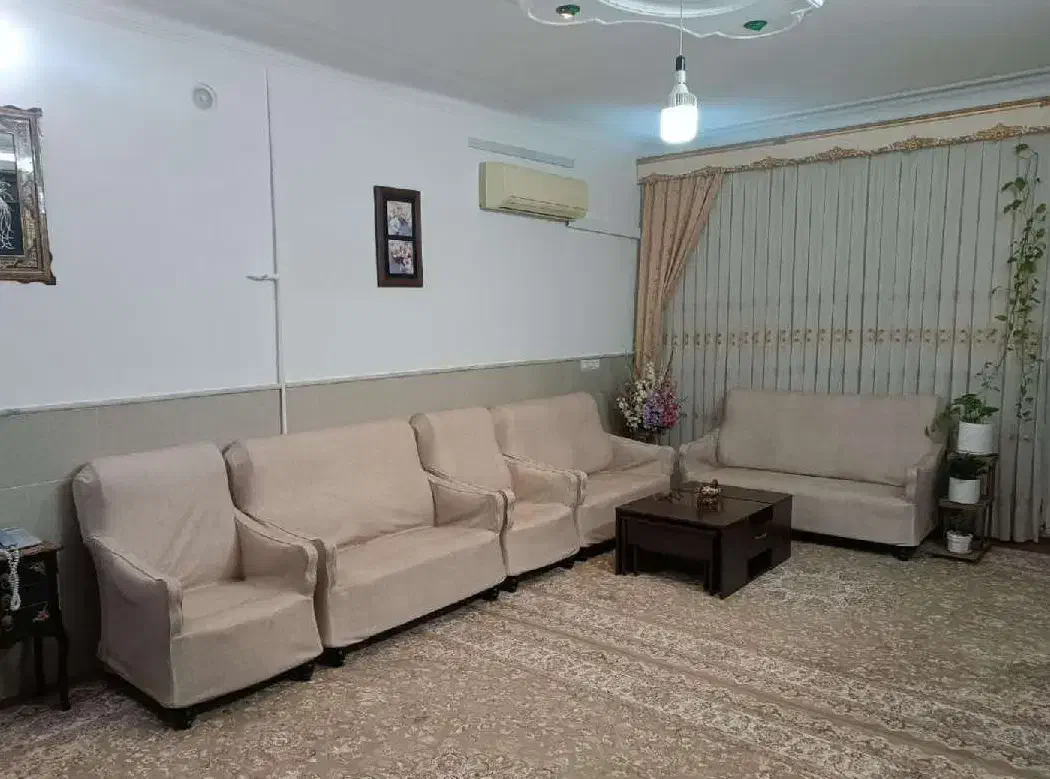 ویلایی دوکله ،۲۱۰متری|فروش خانه و ویلا|قم, زنبیل آباد|دیوار