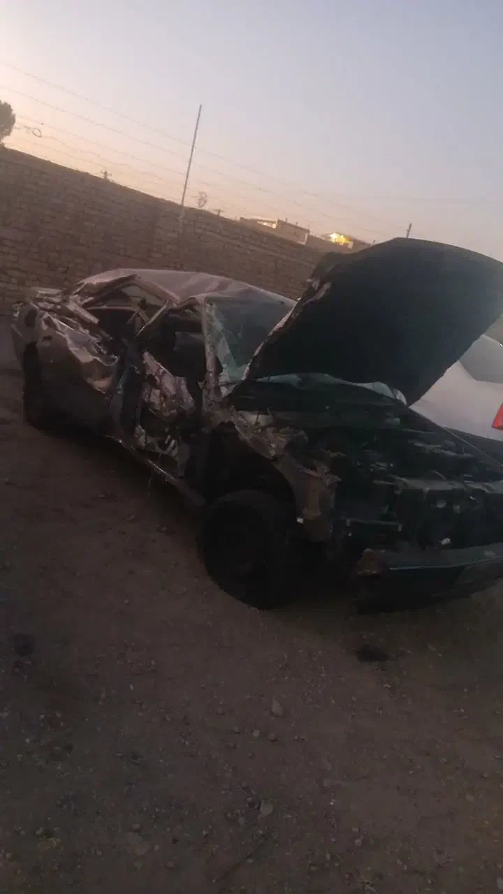 ماشین ۴۵۰ جی ال ایکس تصادفی|خودرو سواری و وانت|ساوه, |دیوار