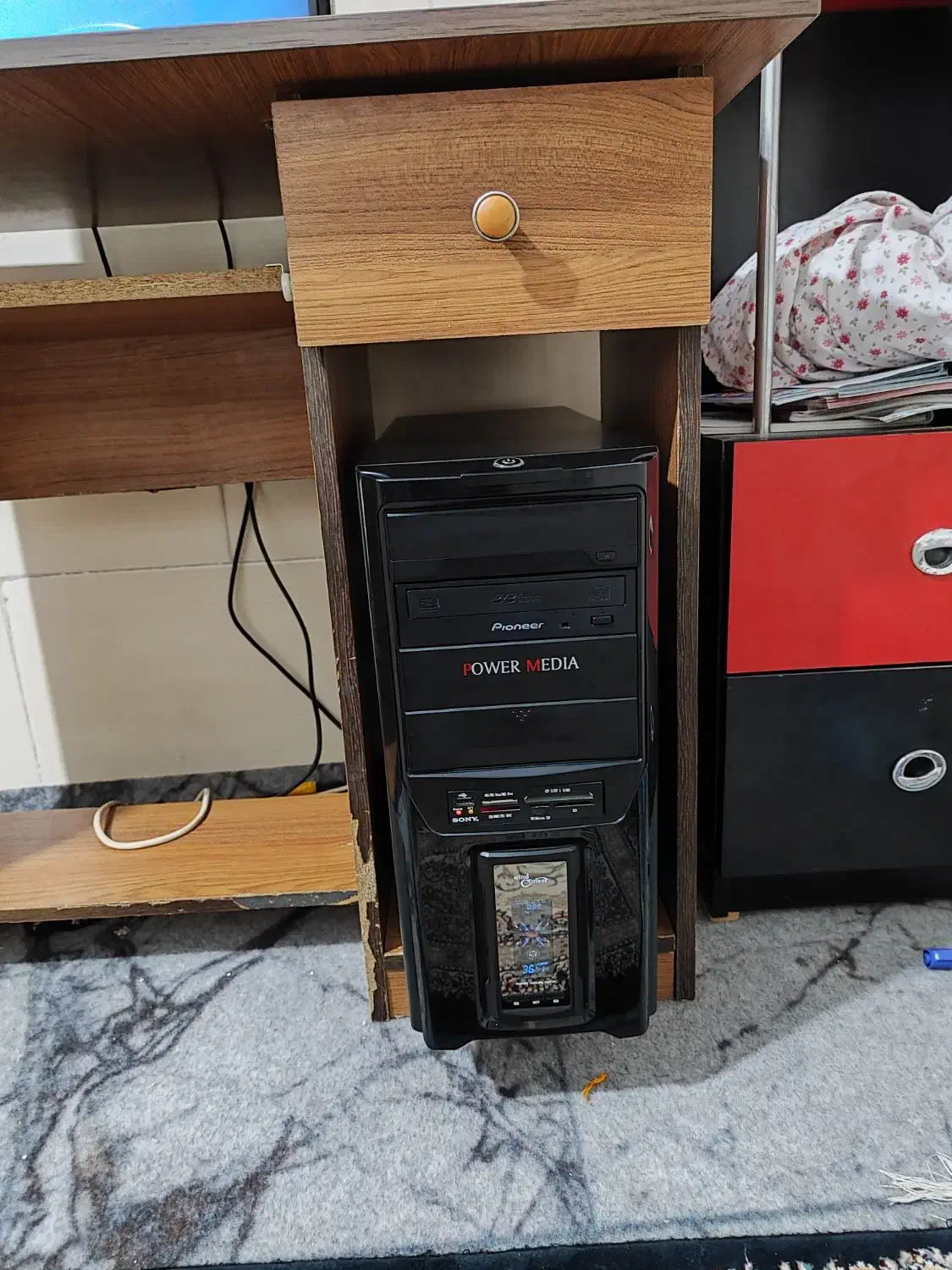 کامپیوتر|رایانه رومیزی|اراک, |دیوار