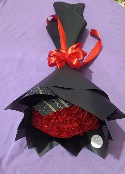 دسته گل رز ربانی و باکس|گل مصنوعی|بندرعباس, |دیوار