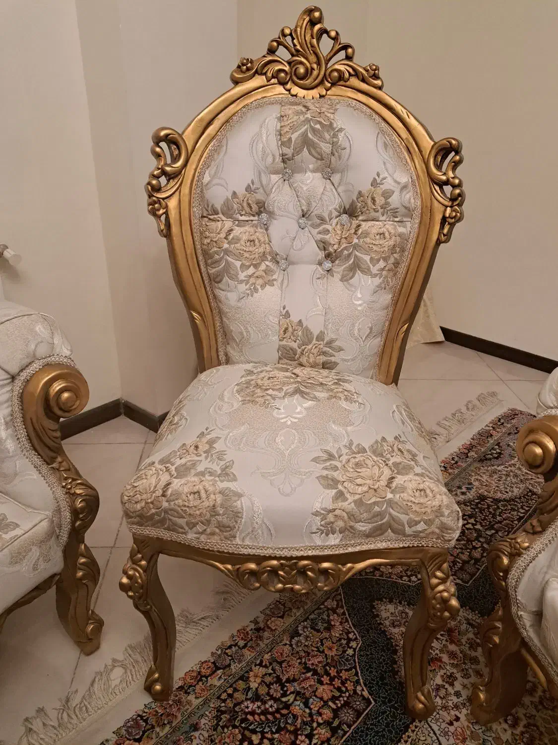 مبل سلطنتی ۹ نفره|مبلمان خانگی و میز عسلی|تهران, هفت چنار|دیوار