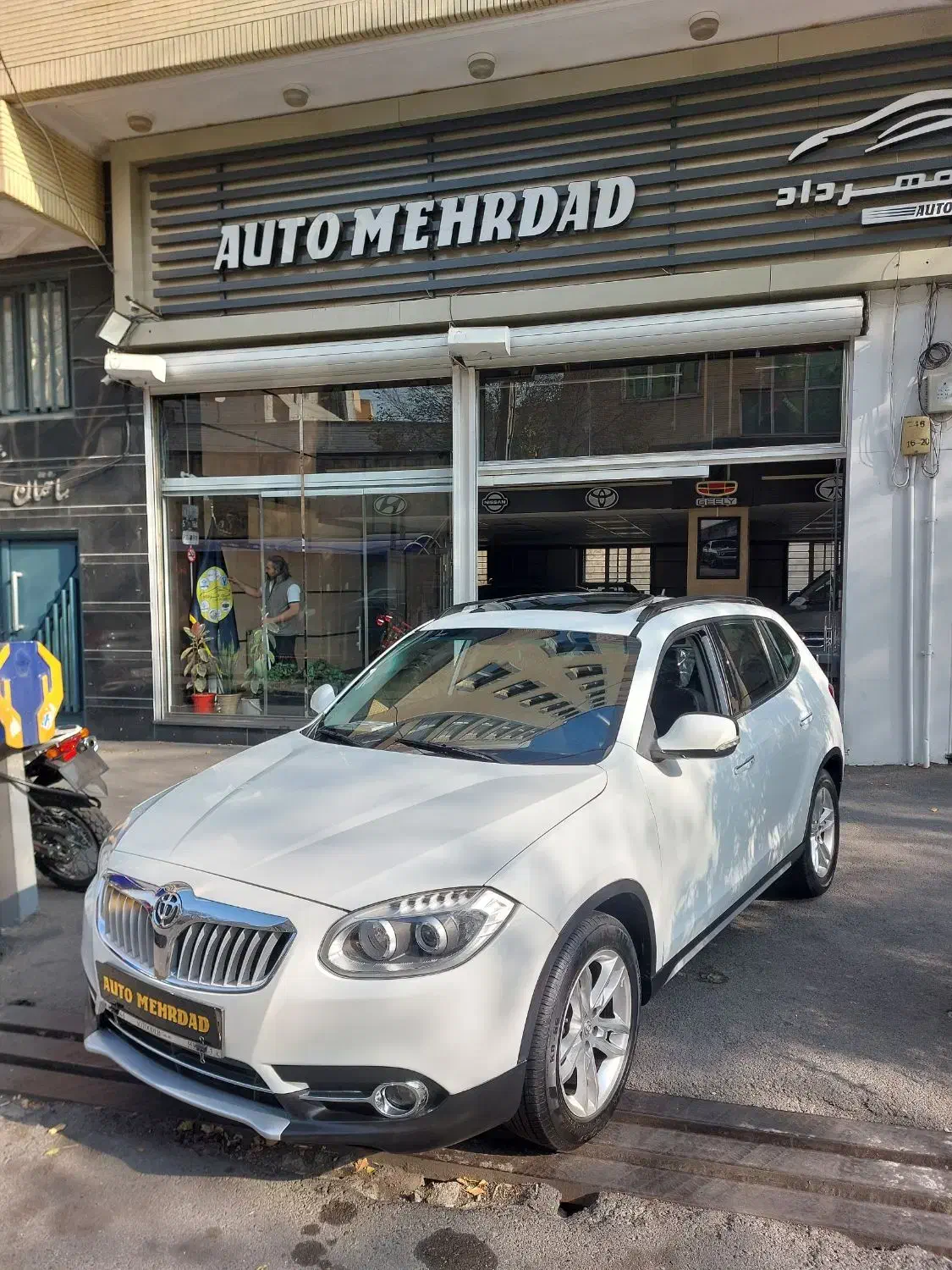 برلیانس v5 مدل 2014 در حد خشک*سندتک برگ|خودرو سواری و وانت|تبریز, |دیوار