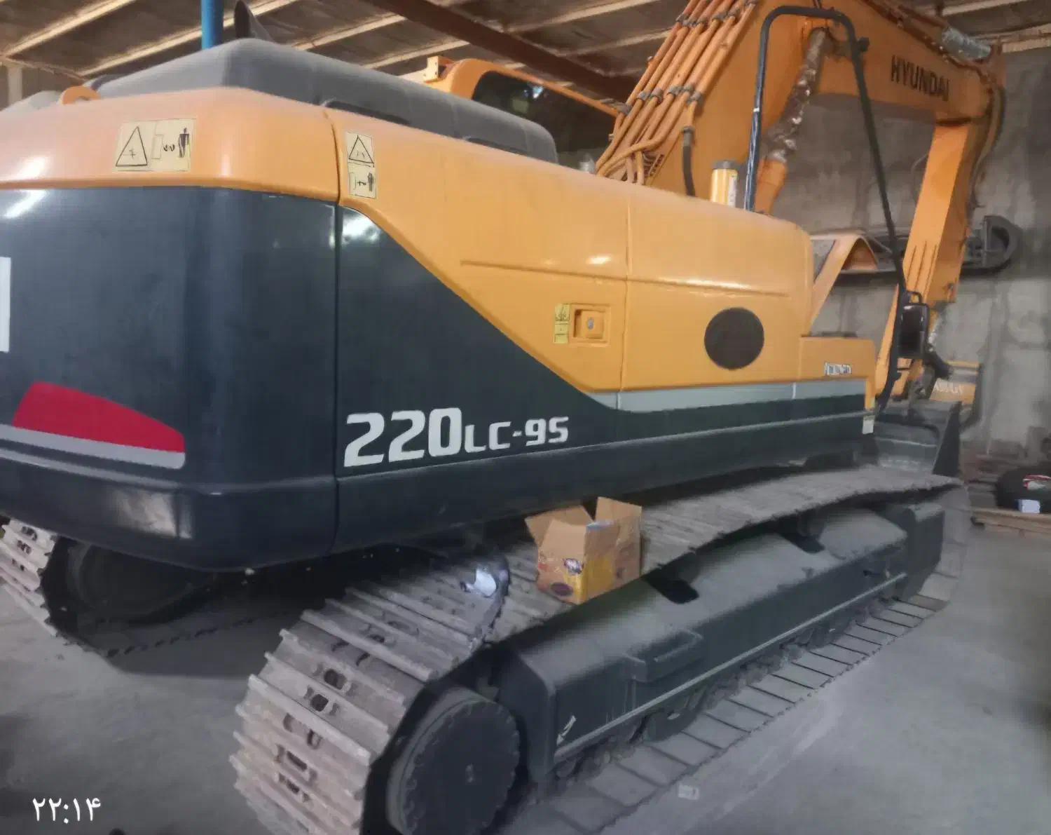 بیل مکانیکی زنجیری هیوندا 220 خط 9|خودرو سنگین|اهواز, پادادشهر|دیوار