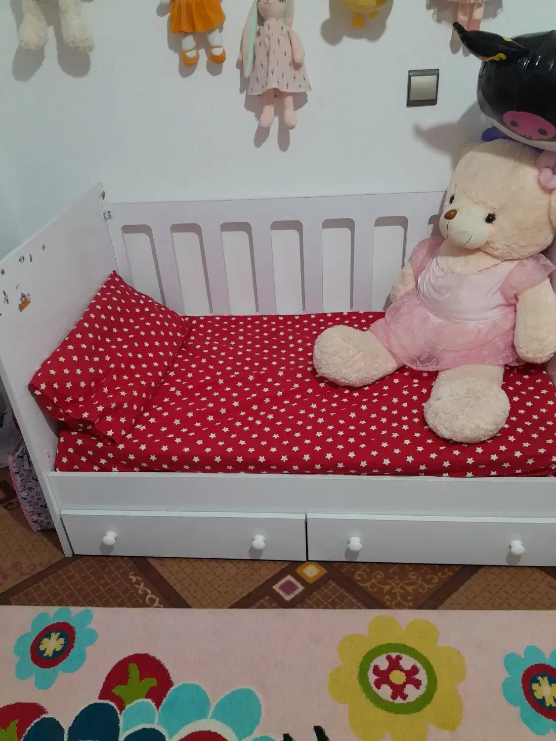 تخت‌وکمد‌‌|تخت و سرویس خواب|نشتارود, |دیوار