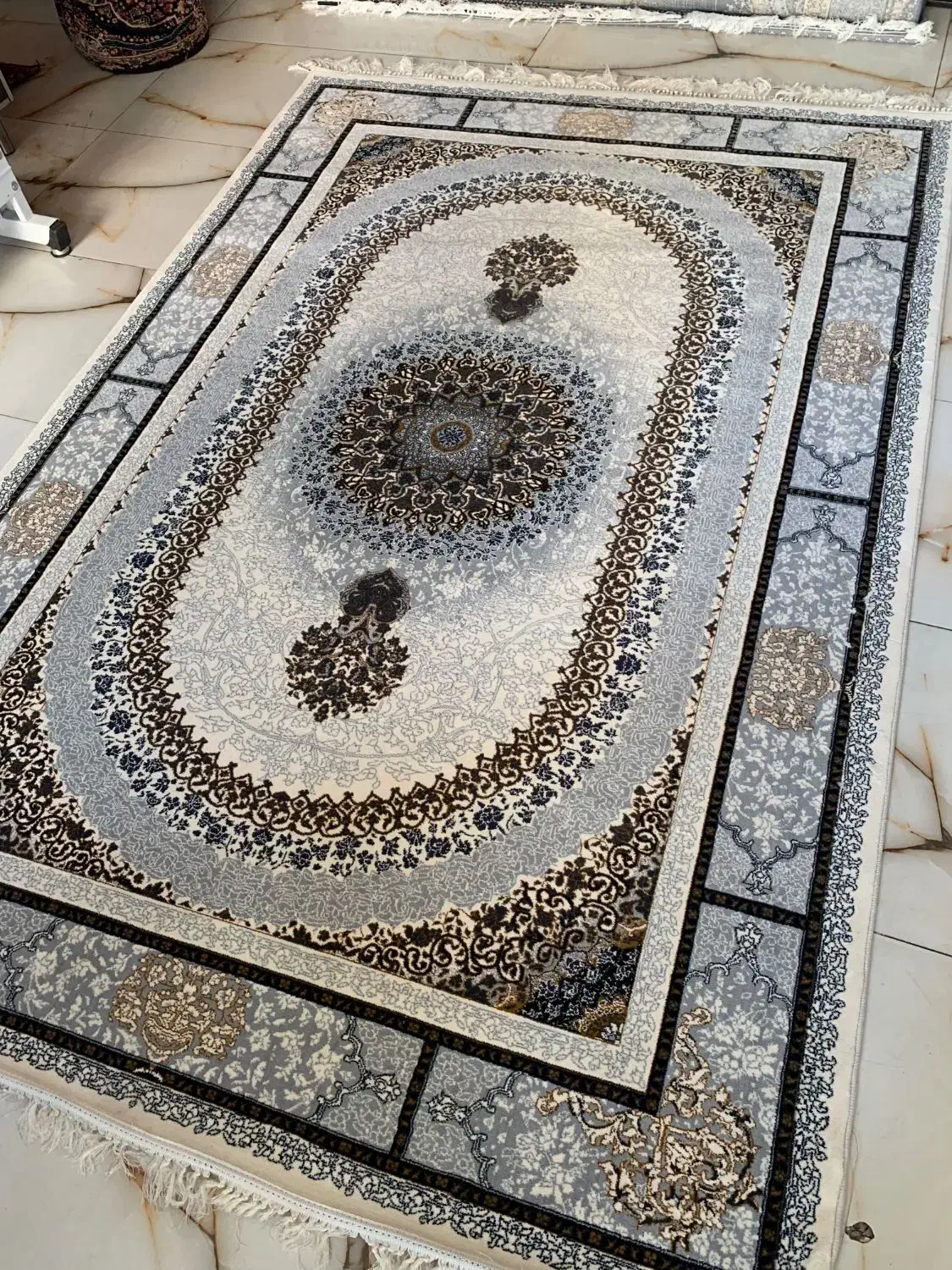 فرش۷۰۰طلاکوب با اقساط۱۲ماهه بدون بهره (چکی)|فرش|تبریز, |دیوار