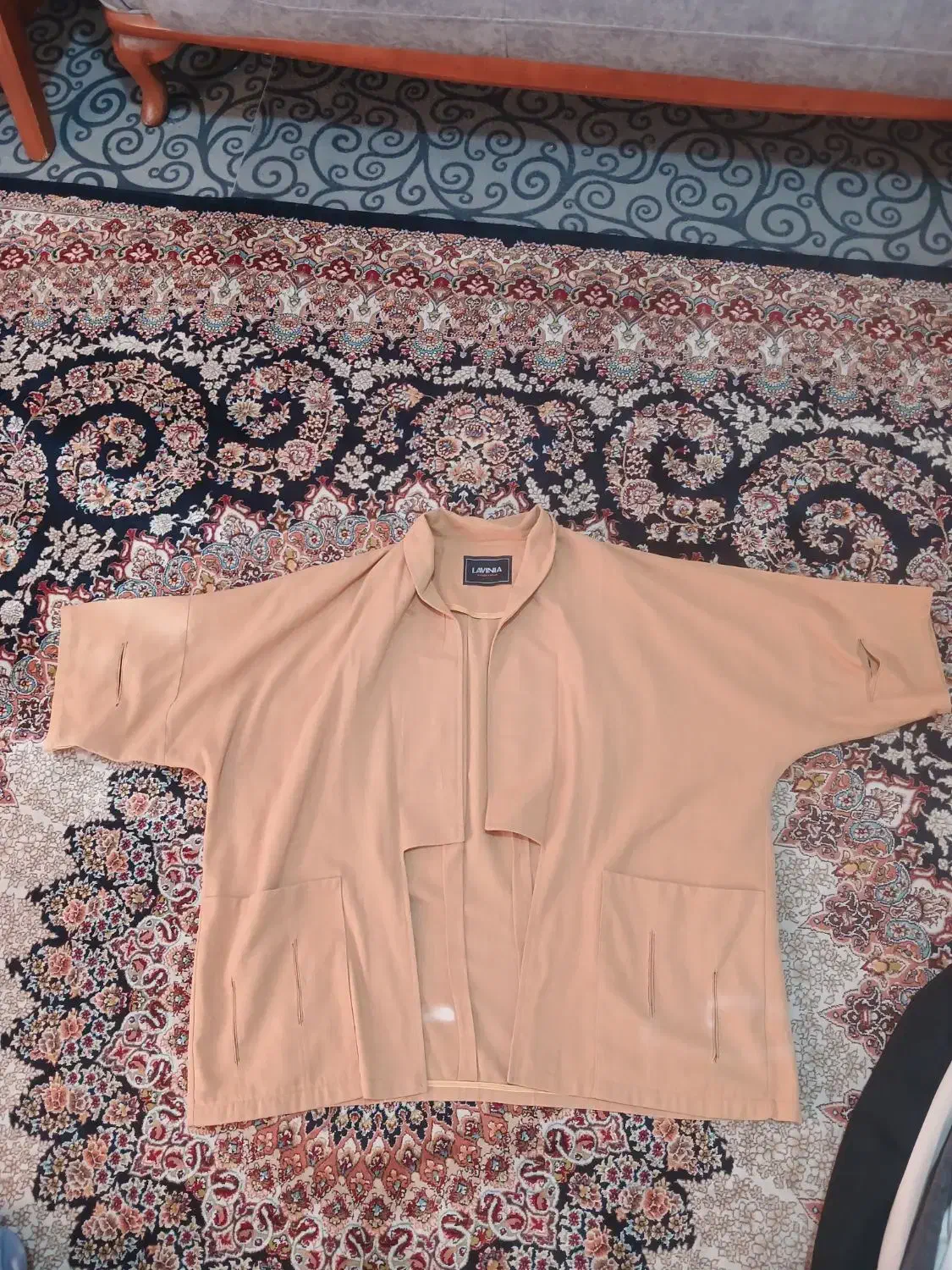 تعدادی مانتو همه در حد نو|لباس|شیراز, شهرک مهدیآباد|دیوار