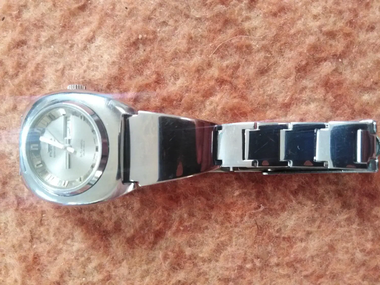 ساعت موچی|ساعت|اقلید, |دیوار