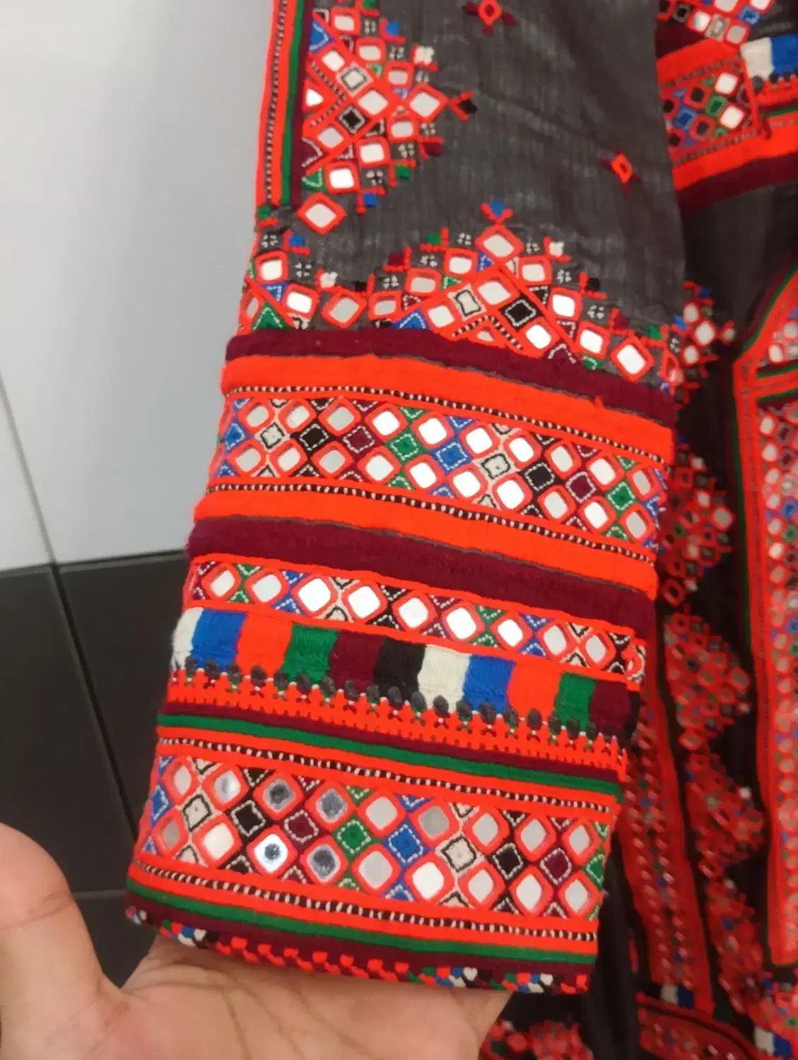 لباس دست دوز دست دو خیلی تمیز|لباس|زاهدان, |دیوار