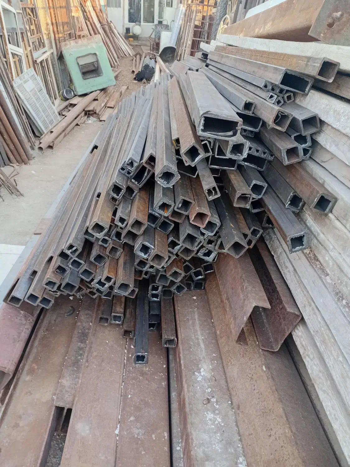 فروش قوطی ۴۰در۸۰ و۴۰در۴۰ و۲۰در۲۰|عمده‌فروشی|مشکین‌دشت, |دیوار