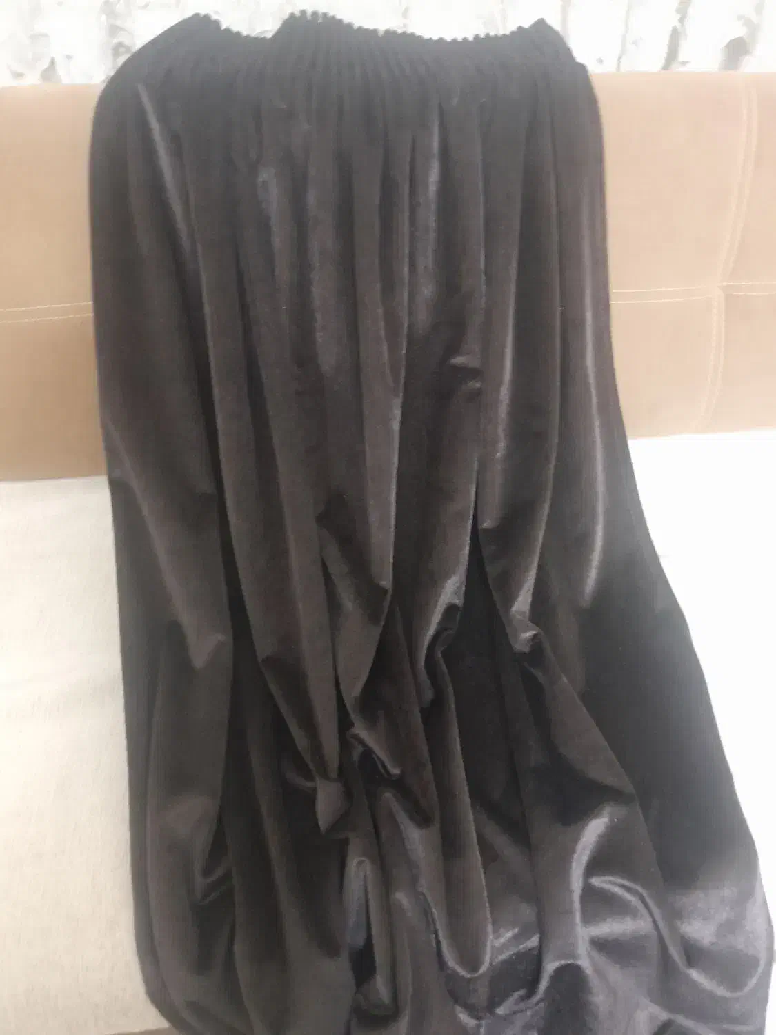 یک عدد پرده مخمل  والان یا کنار پرده سالم در حد نو|پرده، رانر، رومیزی|تهران, ابوذر|دیوار