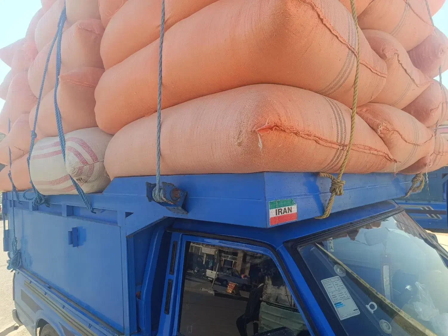 کاه گندم و خارشتر تحویل درب دامداری|لوازم جانبی حیوانات|آشخانه, |دیوار