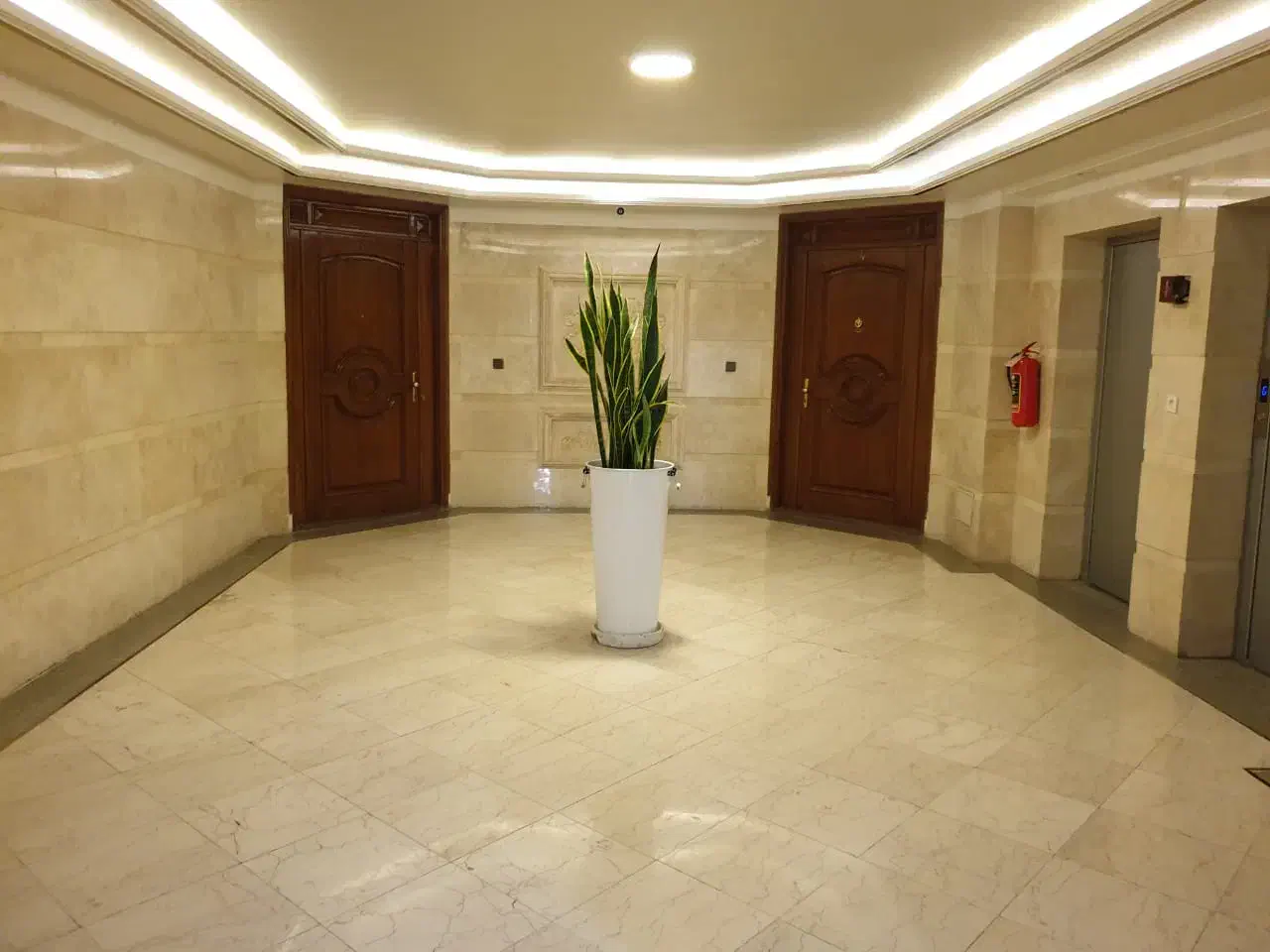 پاسداران ۱۴۲ متر ۳خوابه