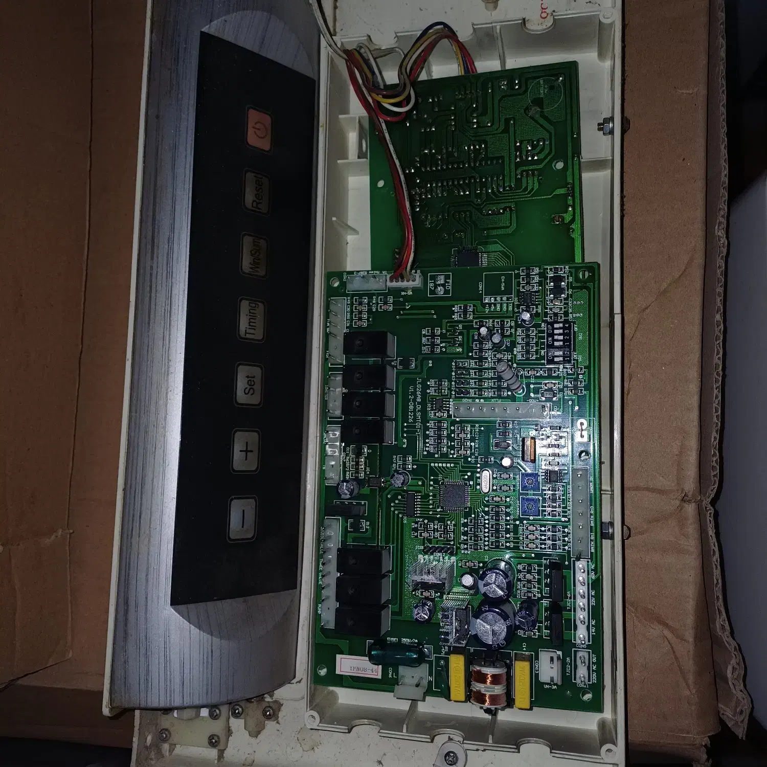 برد پکیج گلدیران|آبگرمکن، پکیج، شوفاژ|شاهین‌شهر, شهرک میلاد|دیوار