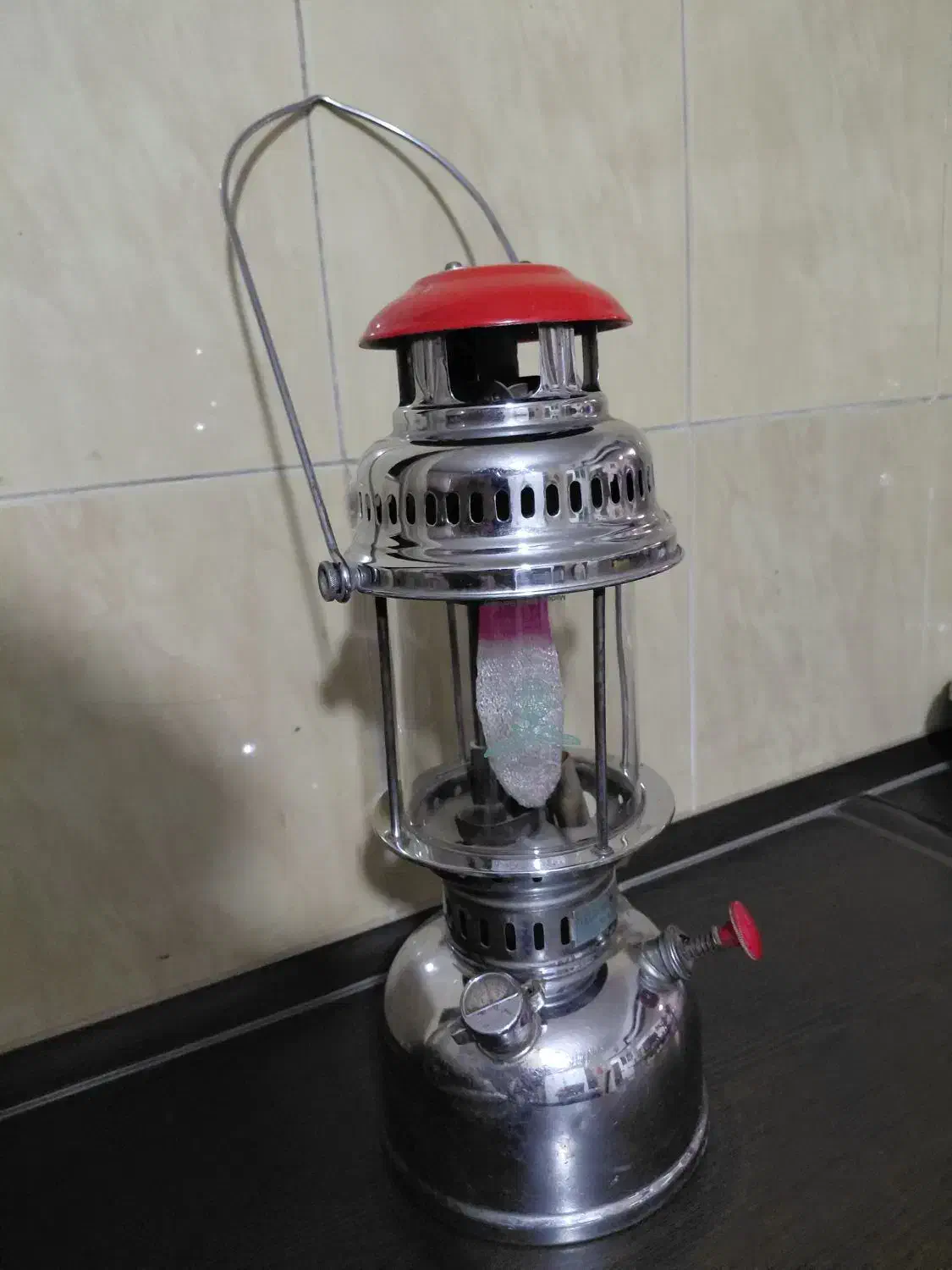 سماور و چراغ نفتی چرخ خیاطی|سماور، چایساز، قهوهساز|بیرجند, |دیوار