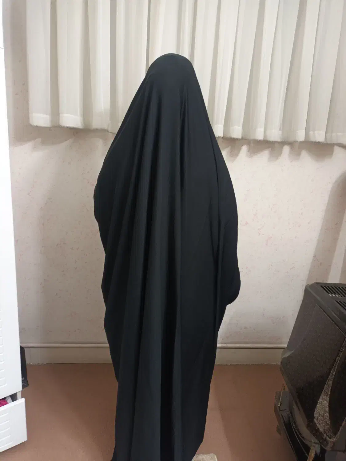 چادر عبا|لباس|اصفهان, باغ فدک|دیوار