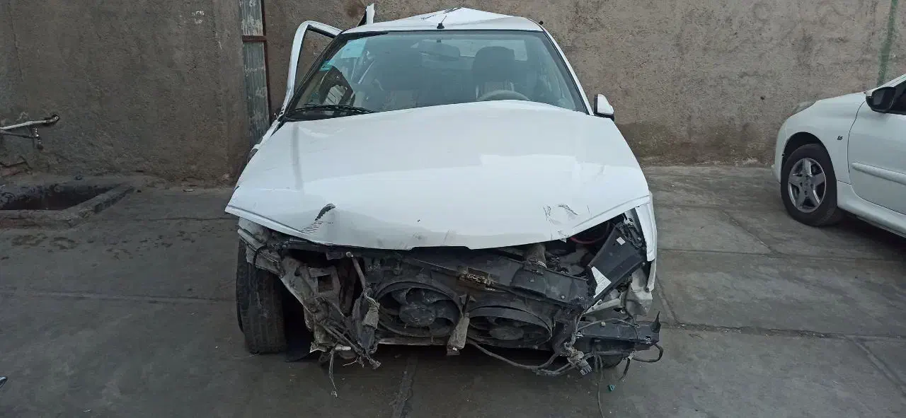 خودرو تصادفی|خودرو سواری و وانت|سبزوار, قاضی زاد|دیوار