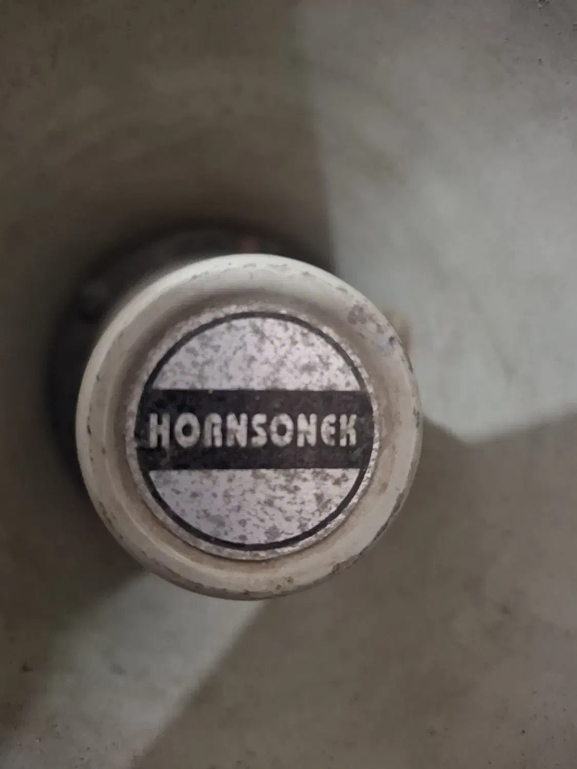 بلندگو|پخش‌کننده همراه|شیراز, کوشک میدان|دیوار