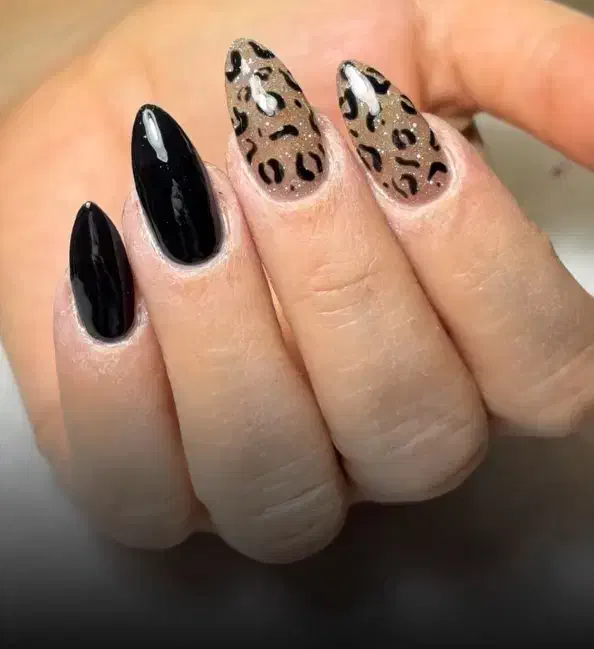 کاشت تخصصی ناخن|خدمات آرایشگری و زیبایی|فومن, |دیوار