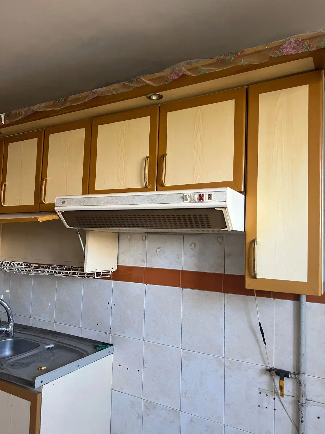 کابینت|آب‌چکان و نظم‌دهنده ظروف|ورامین, ورامین|دیوار