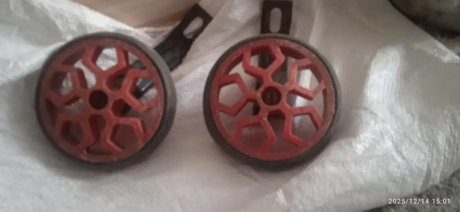 پایه کوچک دوچرخه|دوچرخه، اسکیت، اسکوتر|مرند, |دیوار