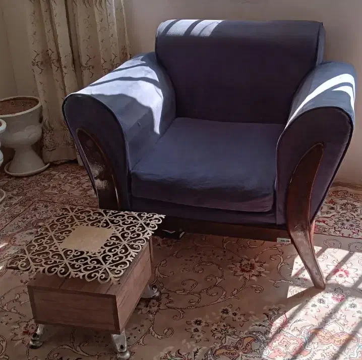 مبل ۷نفره فروشی|مبلمان خانگی و میز عسلی|کبودرآهنگ, |دیوار